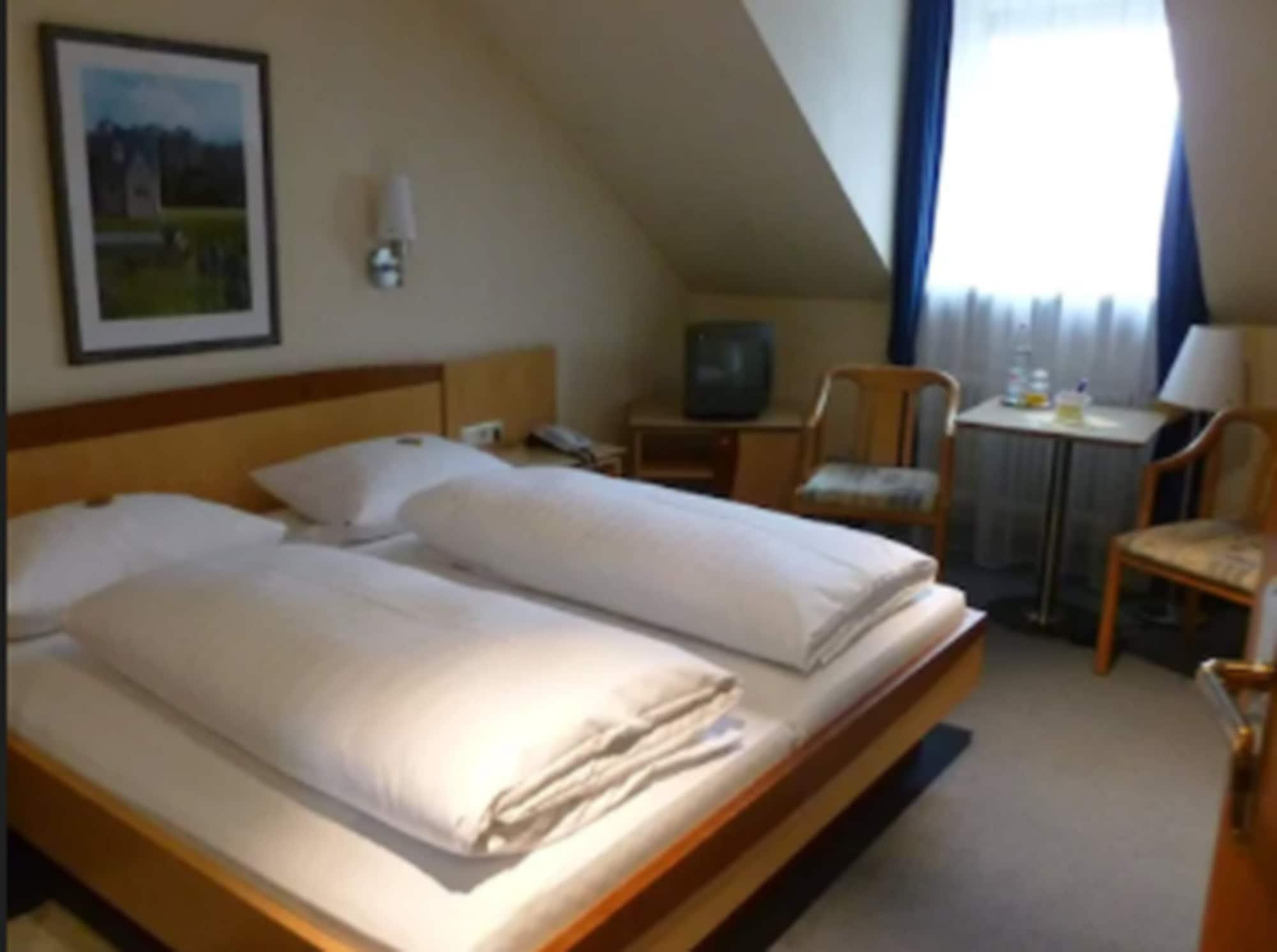 Hauser An Der Universität Hotel 3*